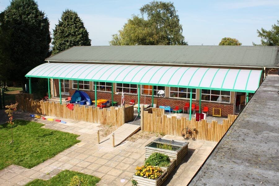 Ludlow Junior School Curved Roof Shelter