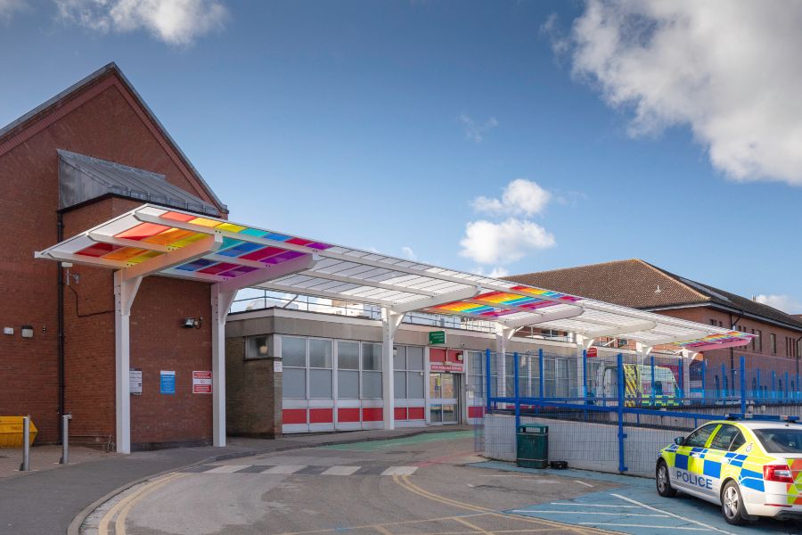 queens hospital waiting shelter