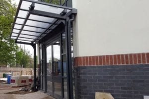 Shelter installed at Willowbrook Care Home