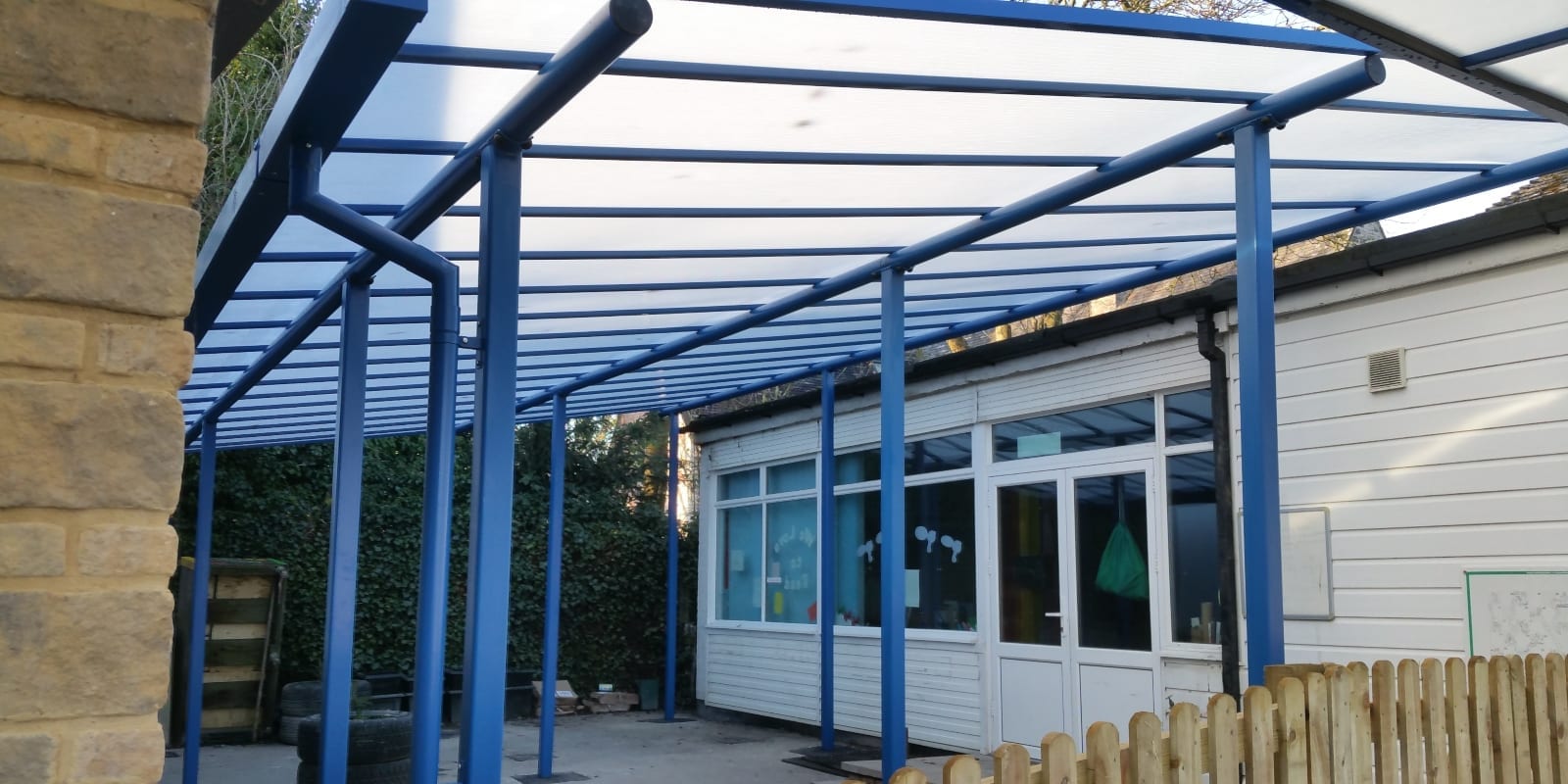Wilmcote Primary School Straight Roof Shelter