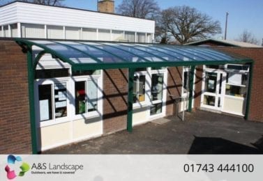 Curved Roof Green Cantilever Canopy
