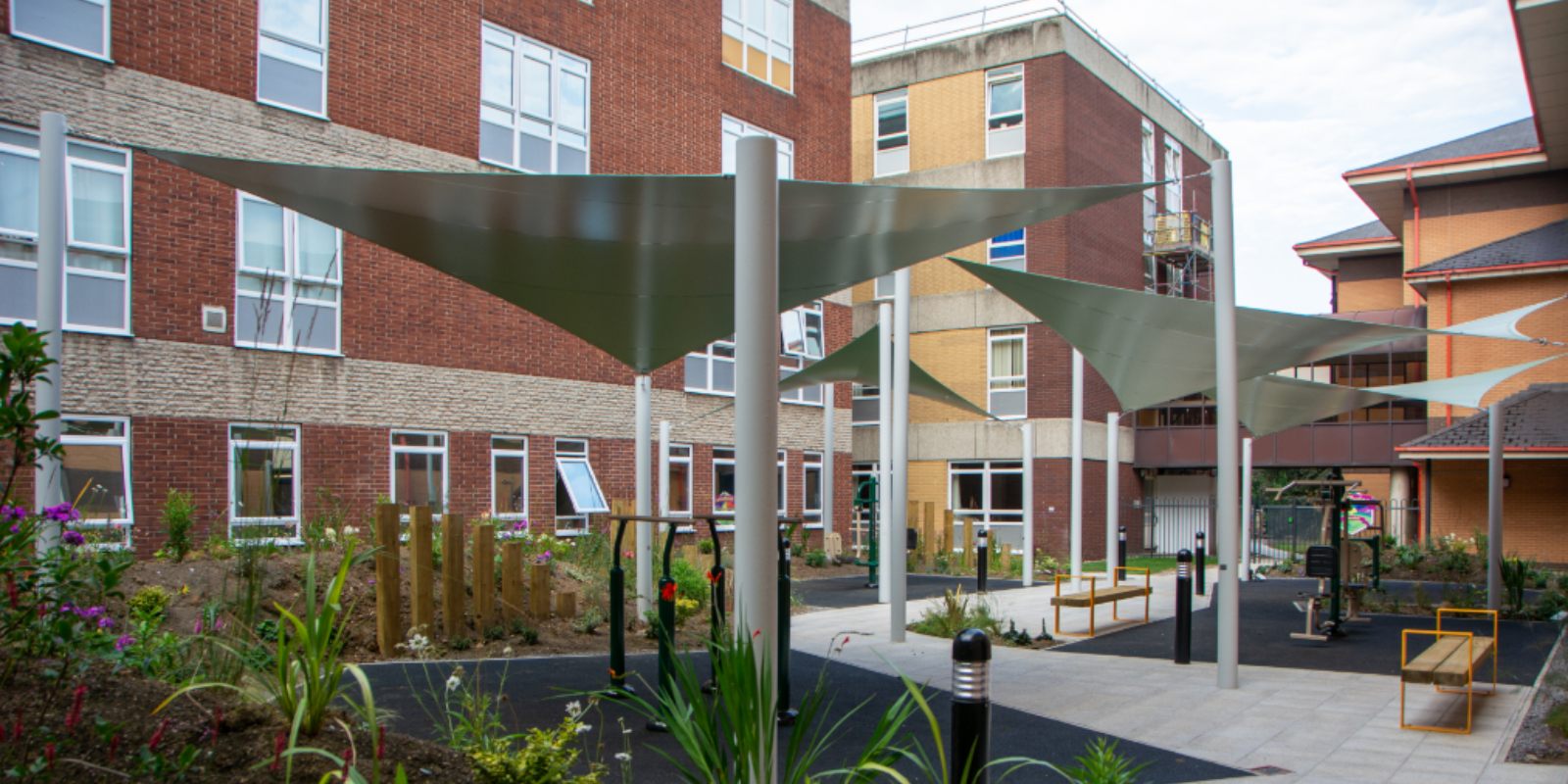 sail-shade-canopies-rotherham-hospital