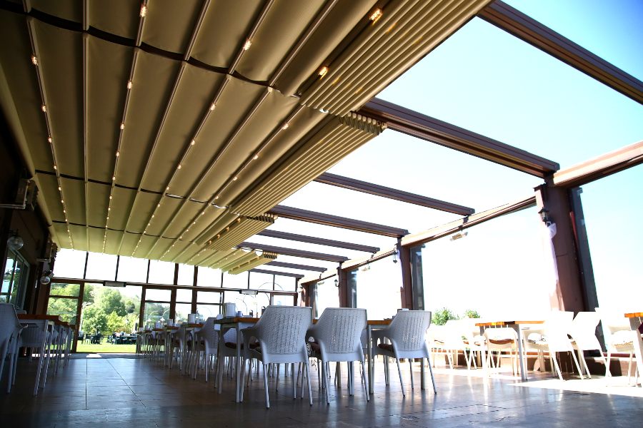Retractable Roof Canopy