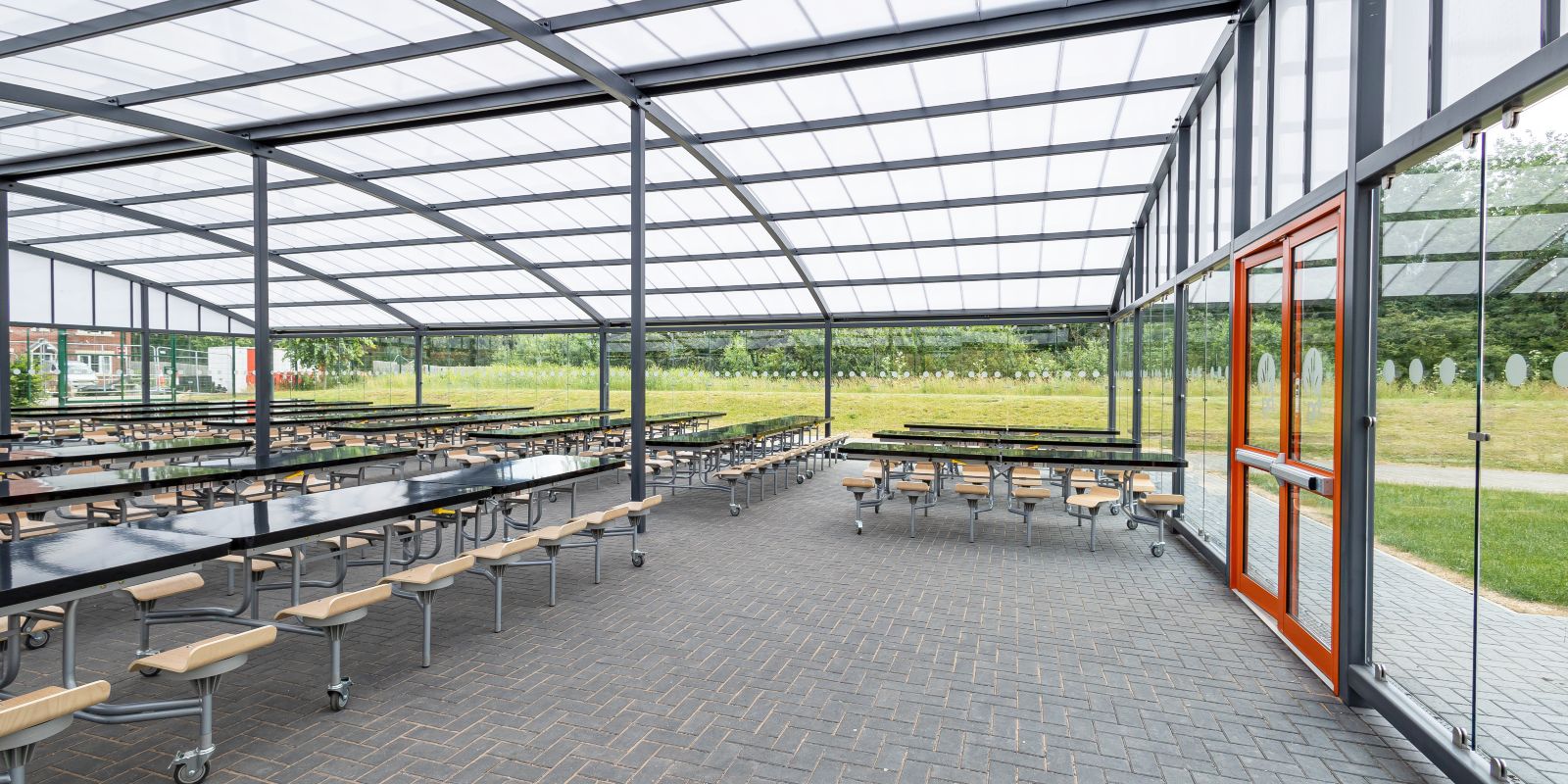 hampton gardens school canopy (1)