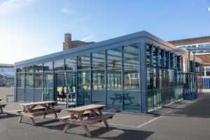 outdoor dining space paulet