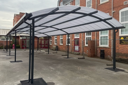 dining canopy the park community