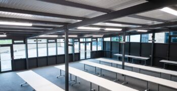 enclosed dining space glossopdale school (1)