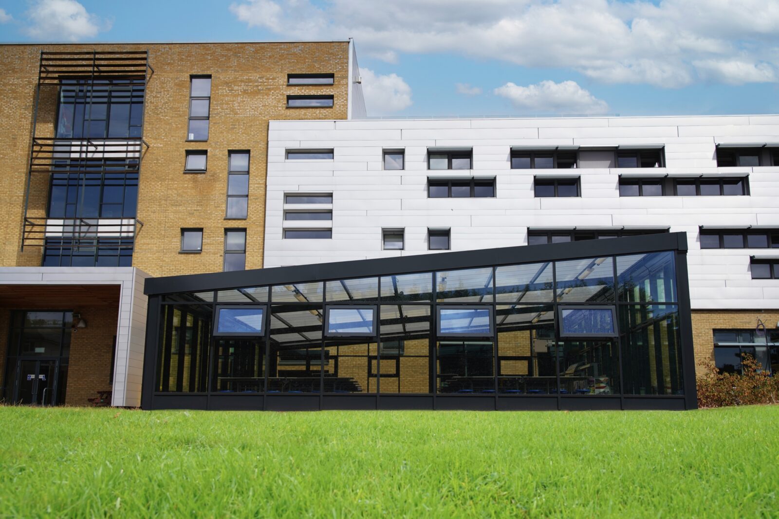 Motiva Expanse Gallery (5)