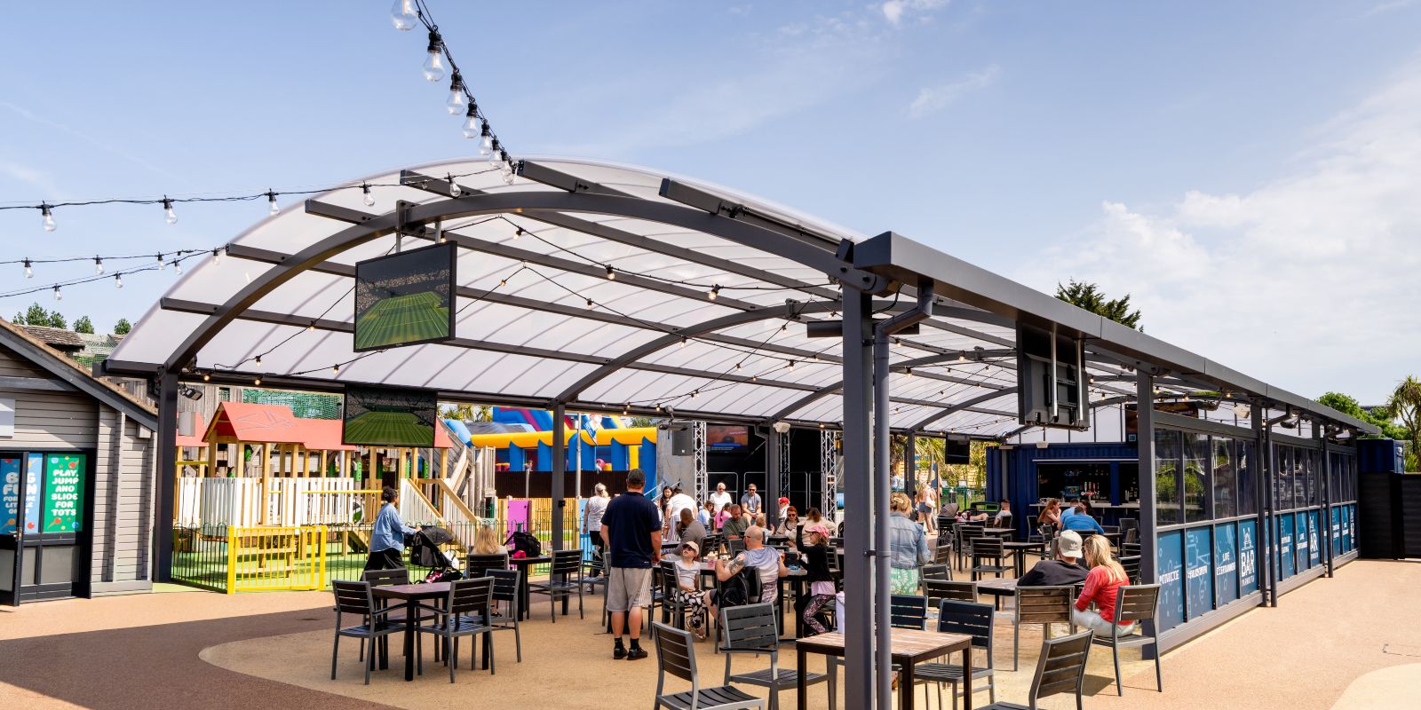 vauxhall holiday park shelter